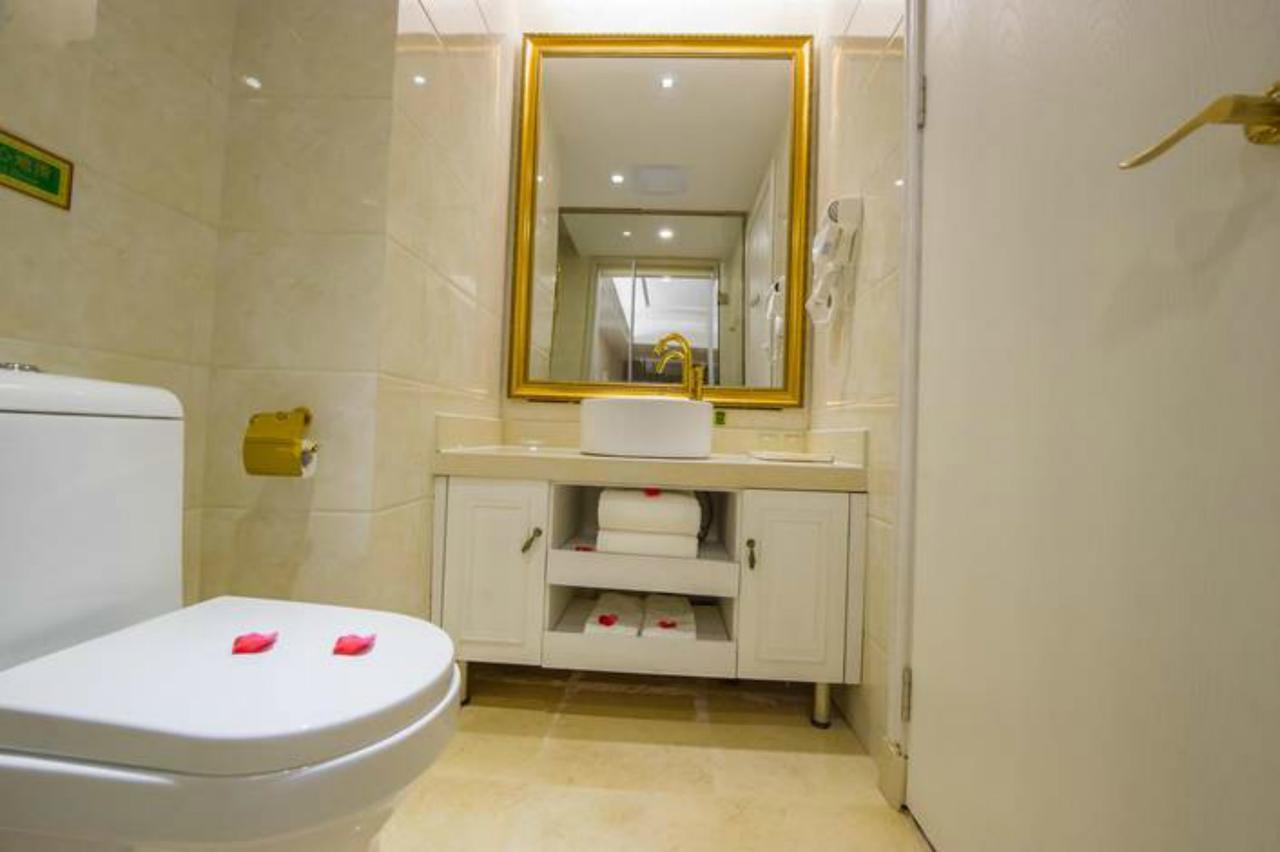 Vienna Hotel Guilin Mixc Mall Exterior photo